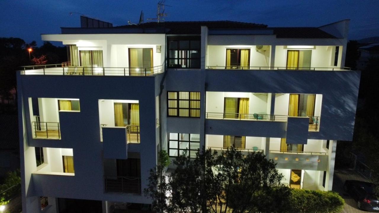 Hotel Buzuku House Ulcinj Exterior foto